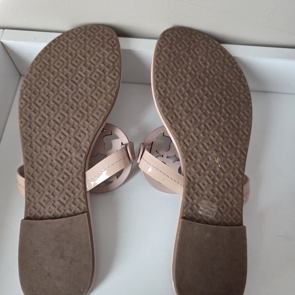 Tory Burch Leather  Sandals 7 Beige Nude Used Like New Condition - Picture 5 of 11